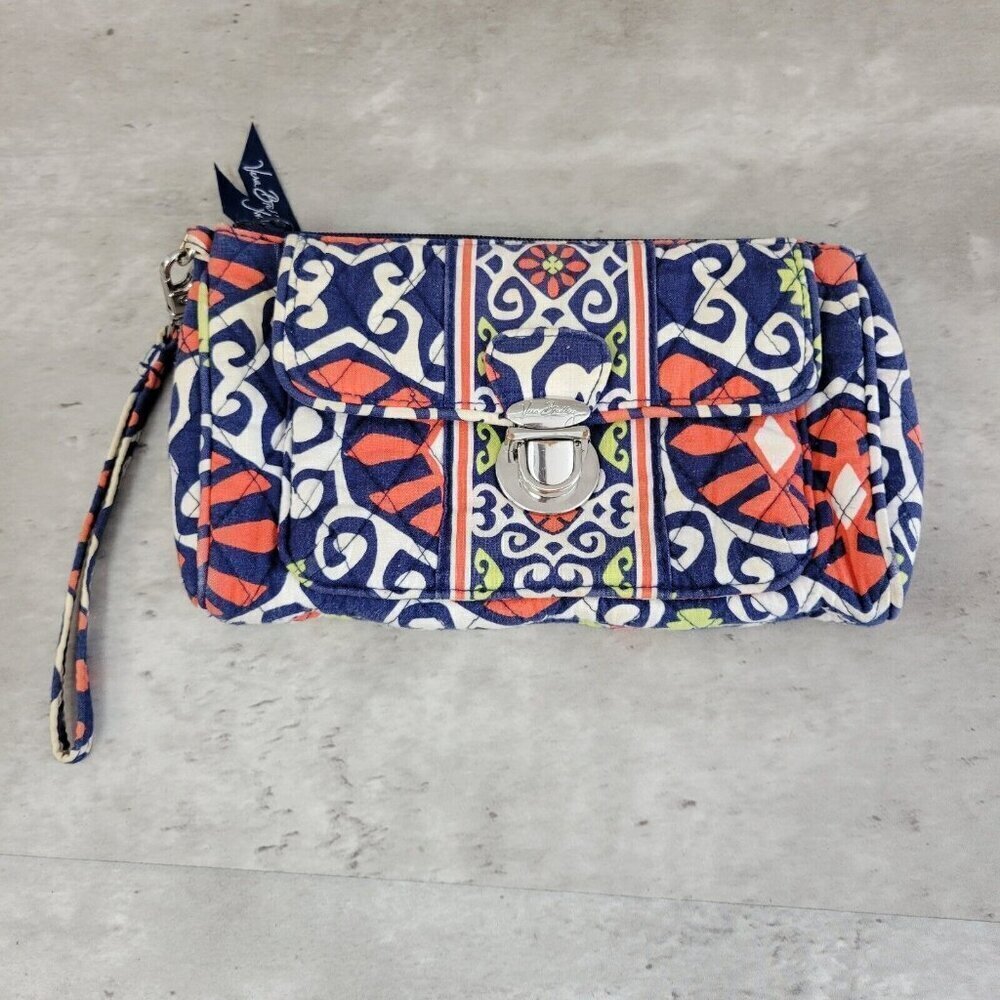 Vera Bradley Wristlet Sun Valley Front Clasp Wallet‎ Floral Large
